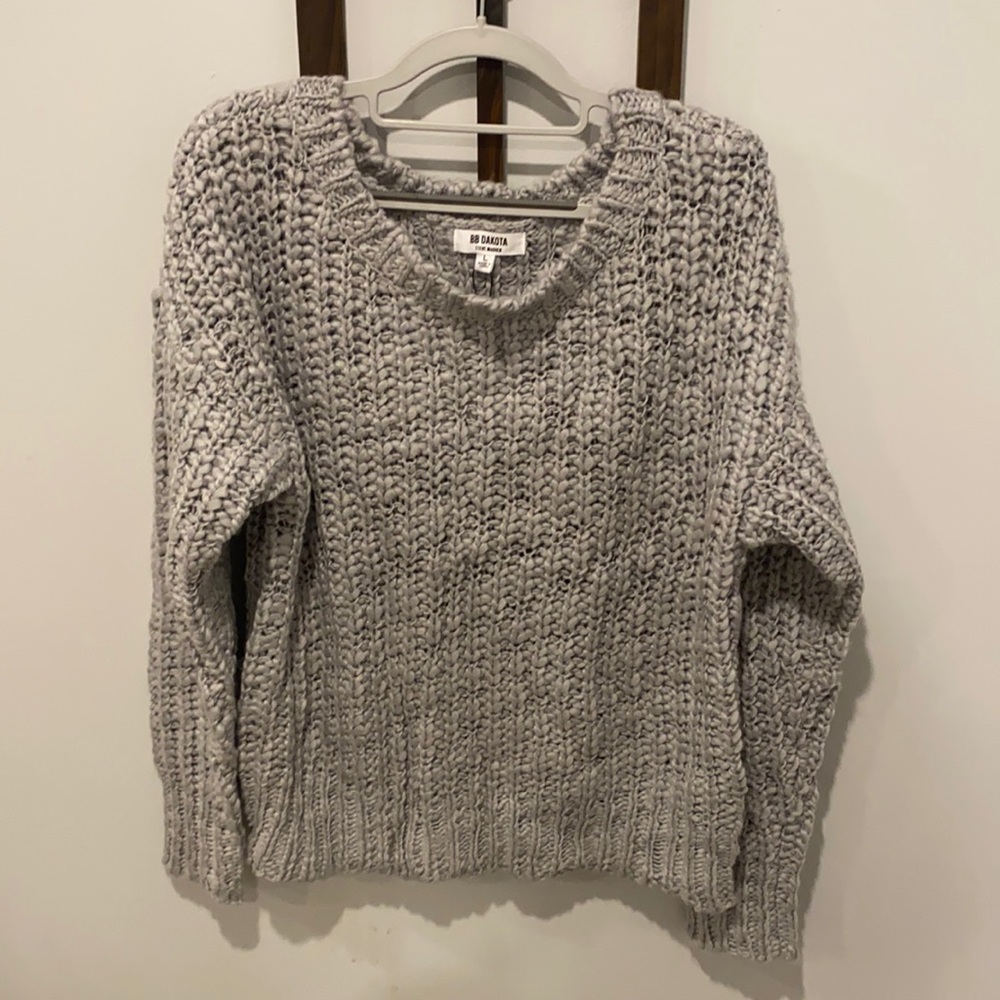 Grey steve madden sweater size L